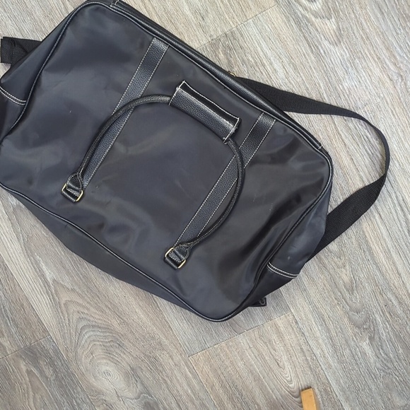 NWOT Elizabeth Arden Black Travel Bag - Picture 7 of 9